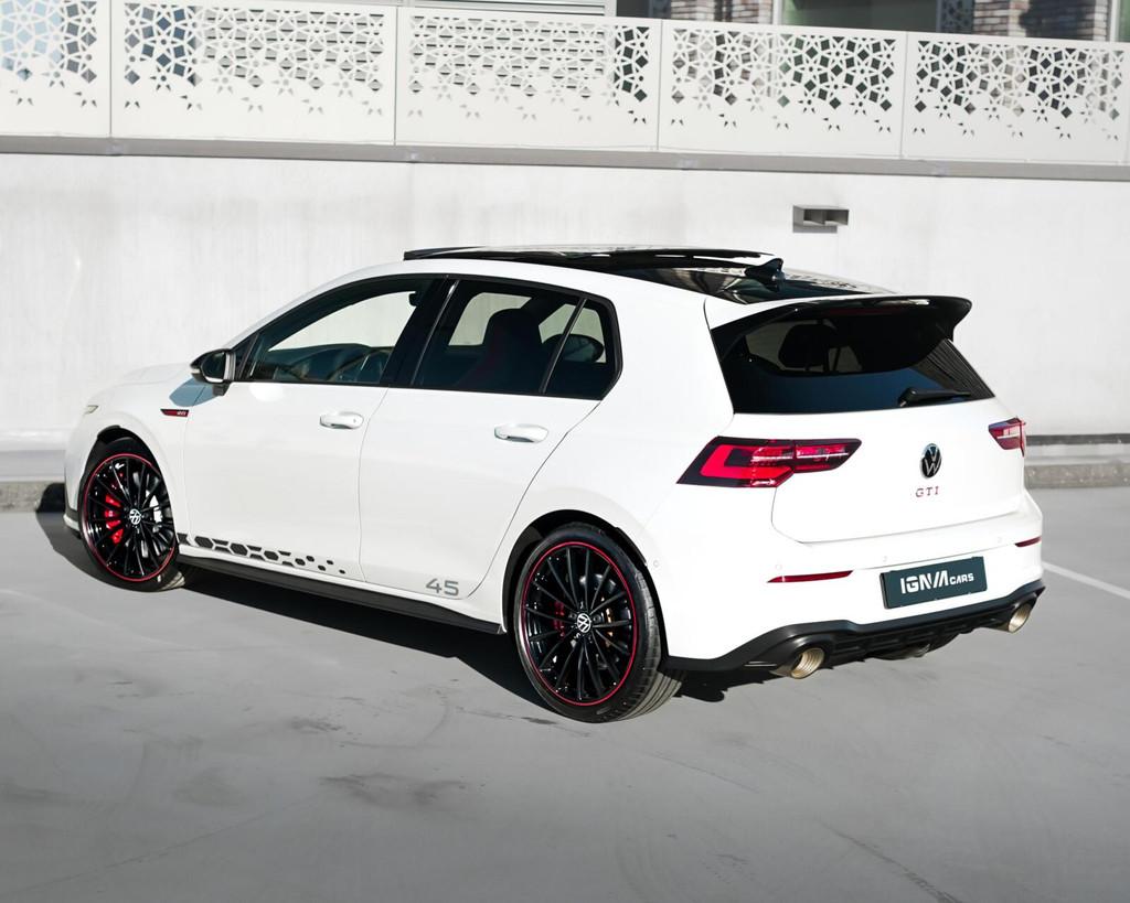 VW Golf GTI Clubsport 45| AKRA | PANO | DDC | LEER | H&K, Auto's, Zwart, 4 cilinders, 1984 cc, Wit