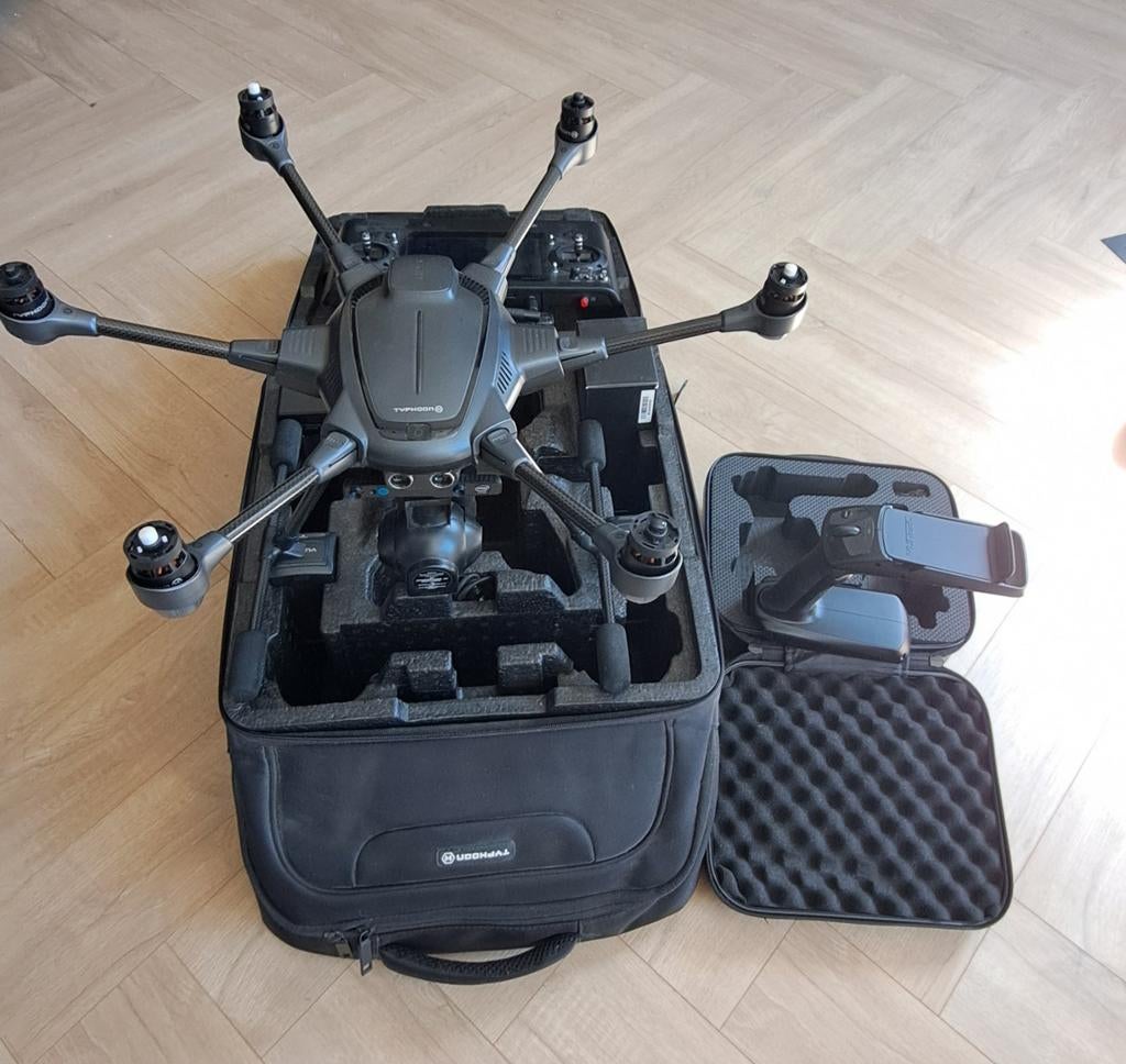 Yuneec Typhoon H - voor onderdelen, Audio, Tv en Foto, Drones, Gebruikt, Obstakel-ontwijking, 1 tot 5 kilometer, Topkwaliteit