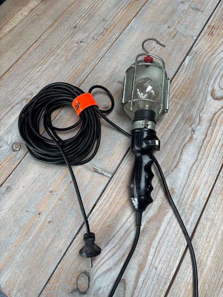 Vintage Werkplaatslamp / Bouwlamp met Lang Snoer, Ophalen, Gebruikt
