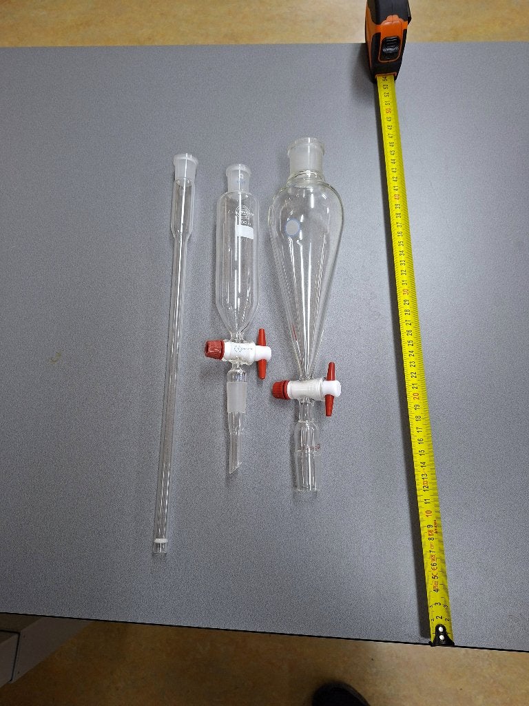 Laboratorium glas, scheitrechter met slijpstuk, Ophalen, Gebruikt