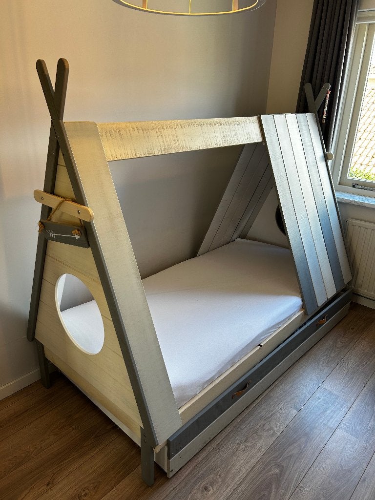 Mooie kinderbed van Poortvliet, Gebruikt, Ophalen of Verzenden, 100 cm of meer, Lattenbodem