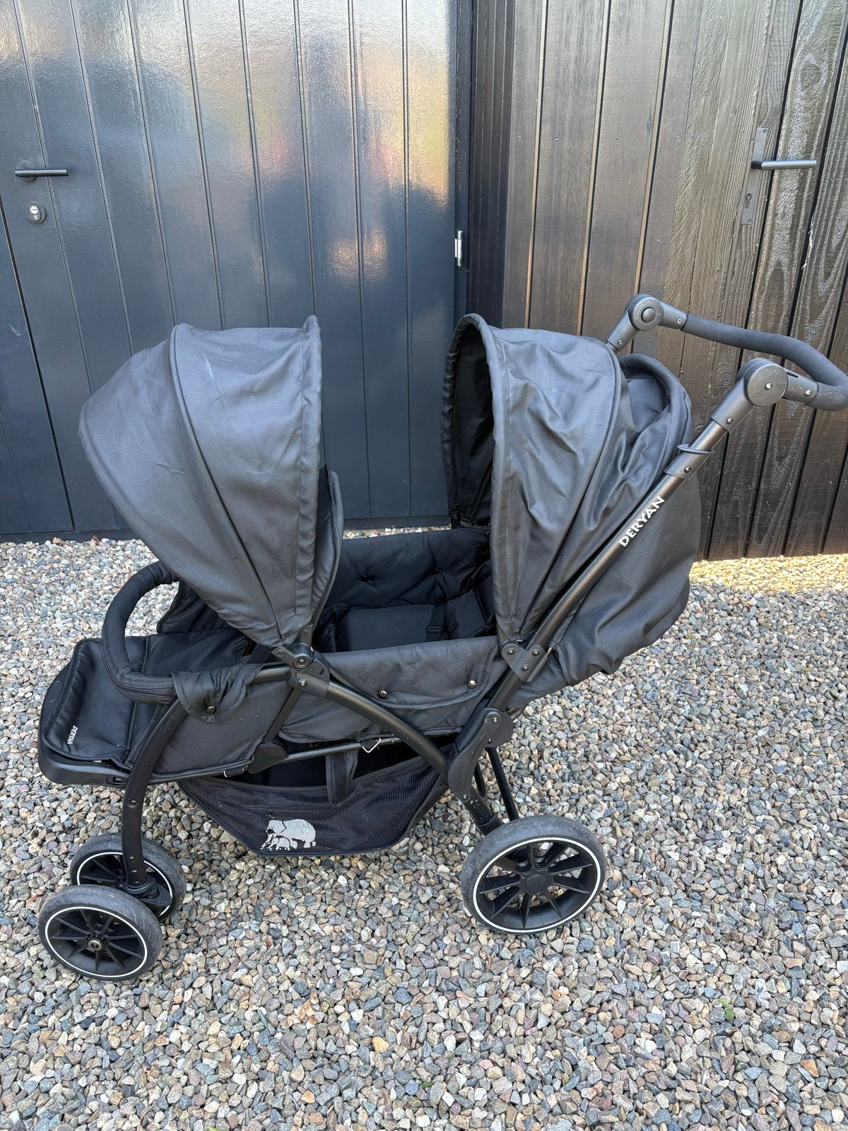 Duo buggy zwart - DERYAN, Kinderen en Baby's, Kinderwagens en Combinaties, Gebruikt, Kinderwagen, Overige merken, Duowagen, Ophalen