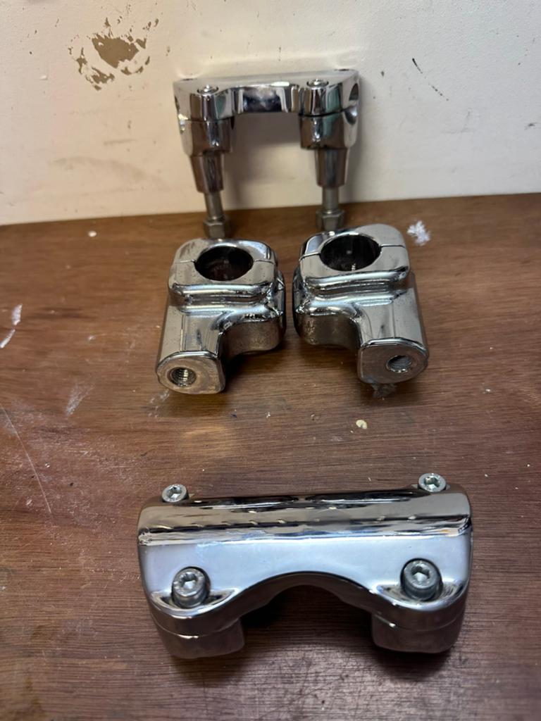 Risers, Motoren, Verzenden, Gebruikt