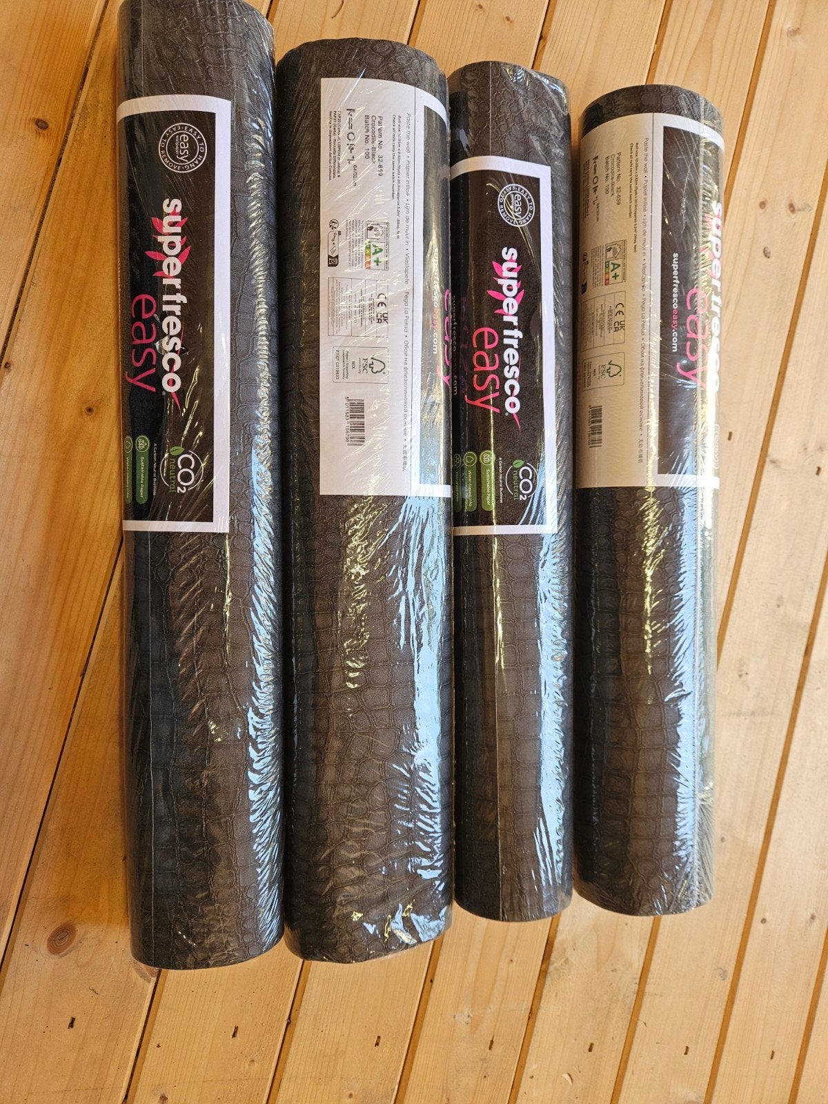 4 rollen SuperFresco Easy Vliesbehang, Ophalen, Overige merken, Zwart, Modern