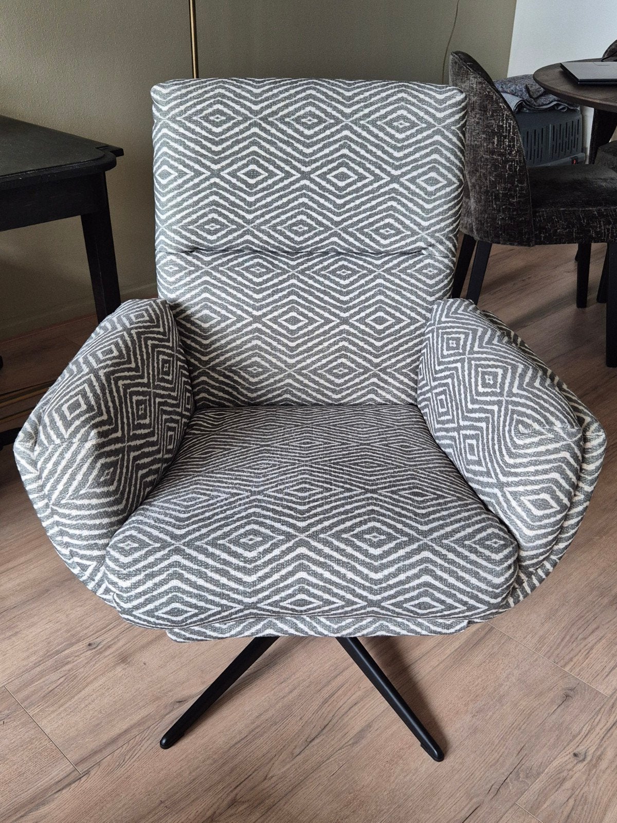 Relaxfauteuil Wexford van Haco, draai, grafische print groen, Huis en Inrichting, Ophalen, Minder dan 75 cm, Zo goed als nieuw
