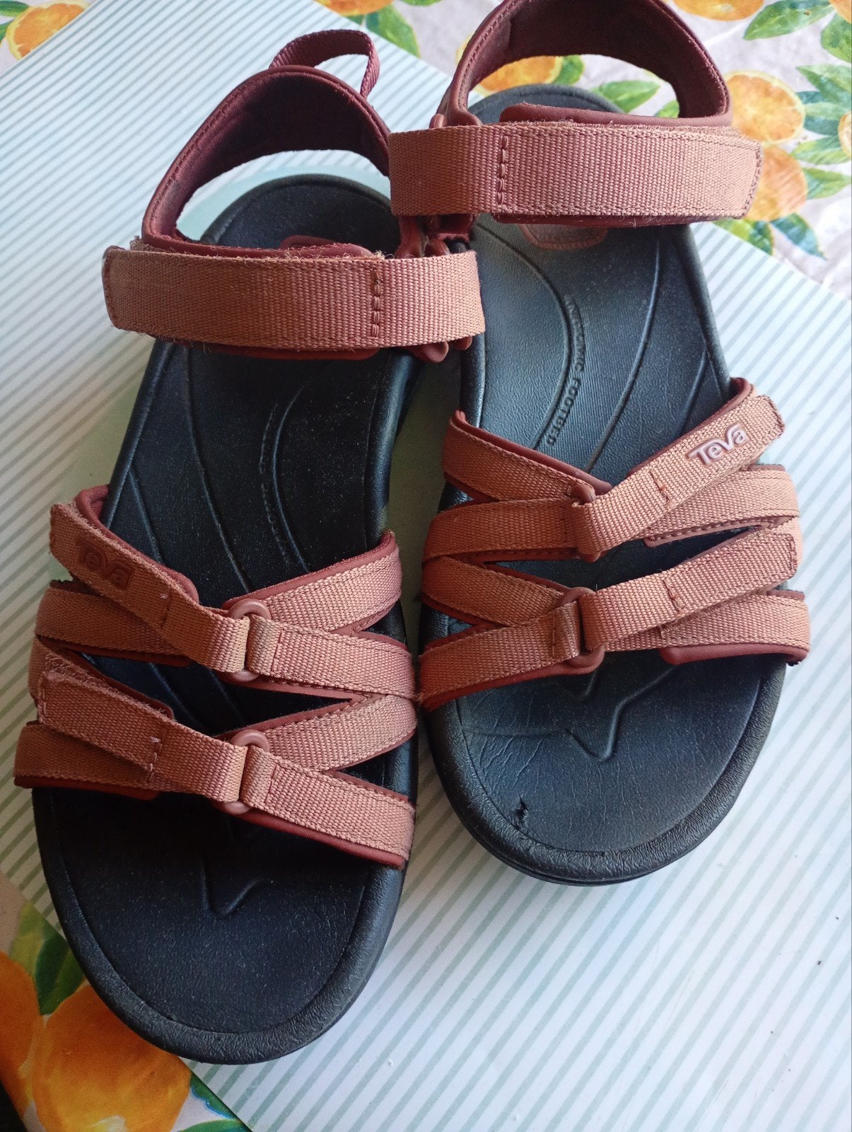 Teva sandalen maat 38, Kleding | Dames, Schoenen, Overige kleuren, Teva, Gedragen, Sandalen of Muiltjes