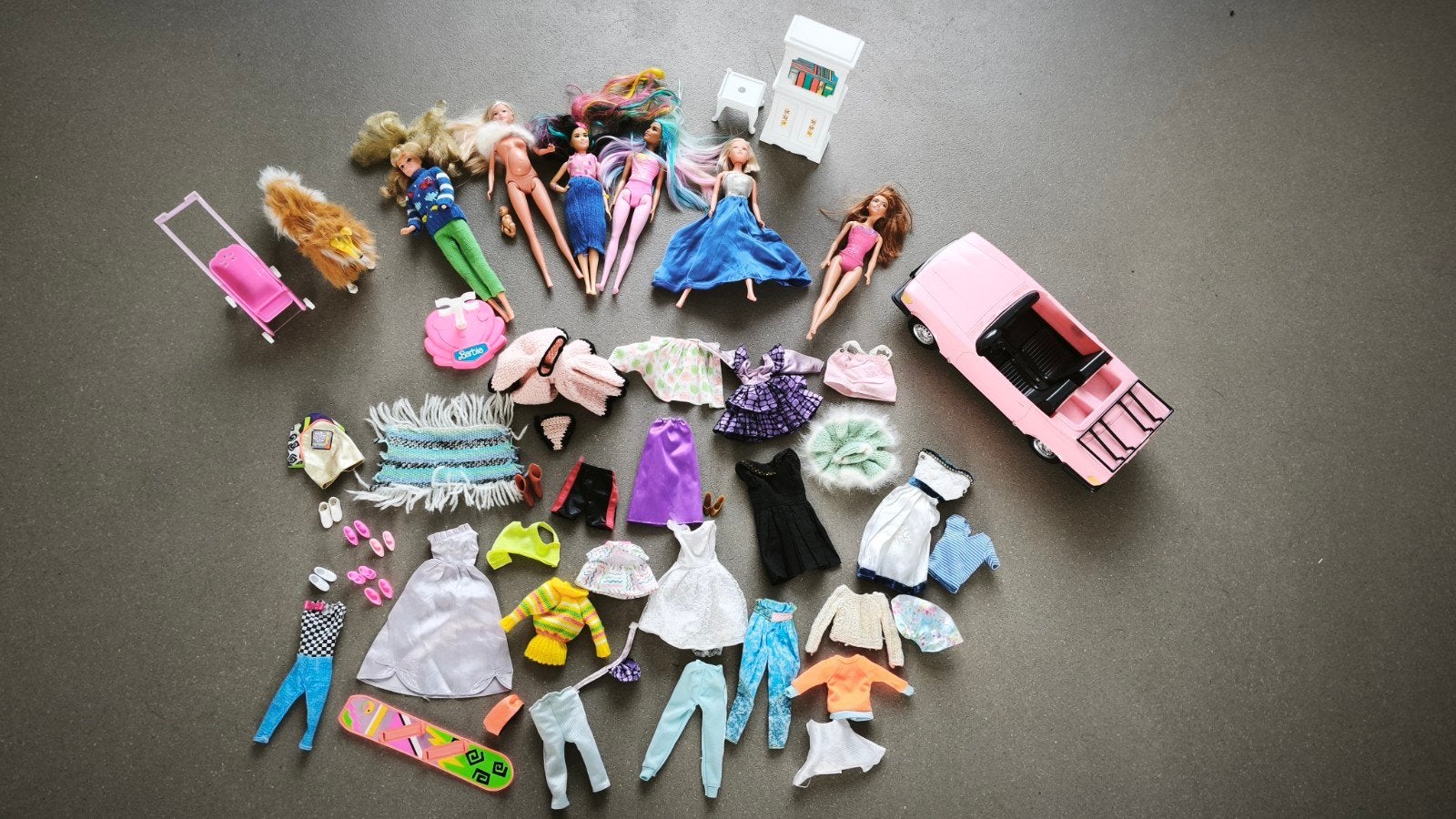Barbie poppen en accessoires, nieuw en vintage