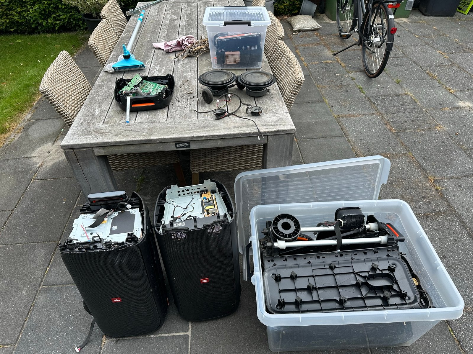 Heel veel JBL Partybox onderdelen te koop, Ophalen, JBL, Party speaker, Niet werkend