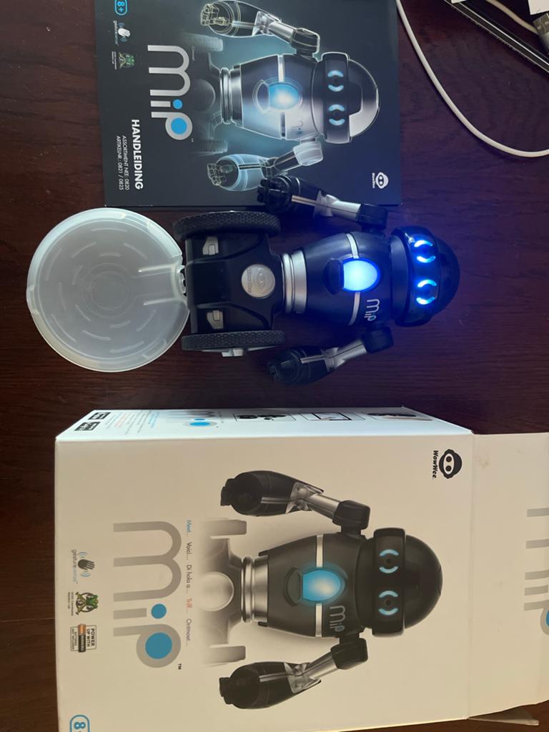 WowWee MiP Robot - Interactieve Balancerende Robot, Ophalen of Verzenden, Zo goed als nieuw, Jongen of Meisje