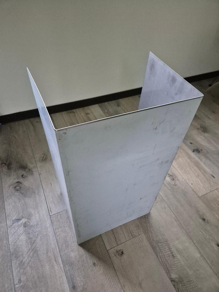 RVS plaat U-vorm (koof) 30-40-30 cm, hoogte 72 cm, Ophalen, Nieuw, Overige metalen