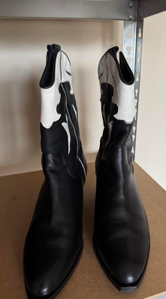 Tango halfhoge cowboylaarsjes, zwart/wit, maat 41, Zwart, Lage of Enkellaarzen, Ophalen of Verzenden, Gedragen