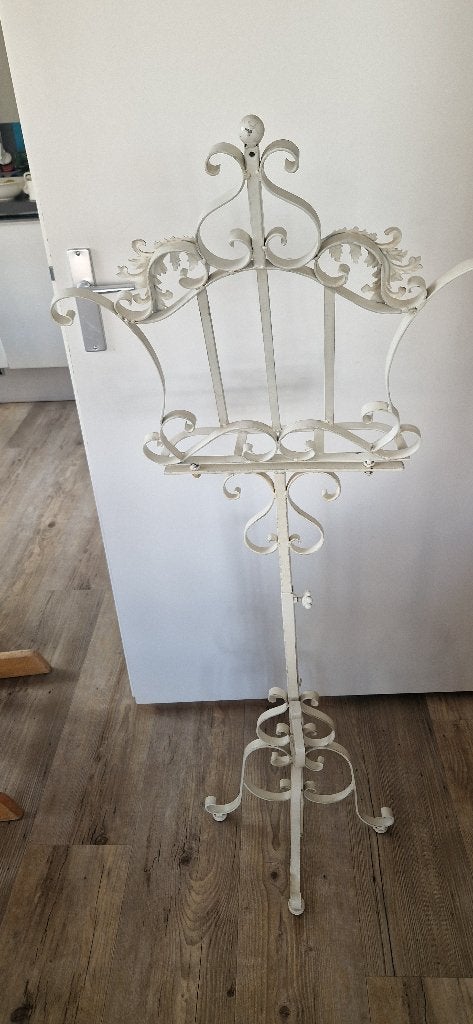 brocante muziekstandaard, Ophalen