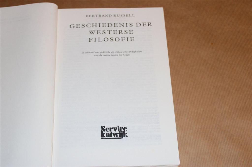 Geschiedenis Westerse Filosofie — Standaardwerk Russell, Ophalen of Verzenden, Gelezen, Algemeen