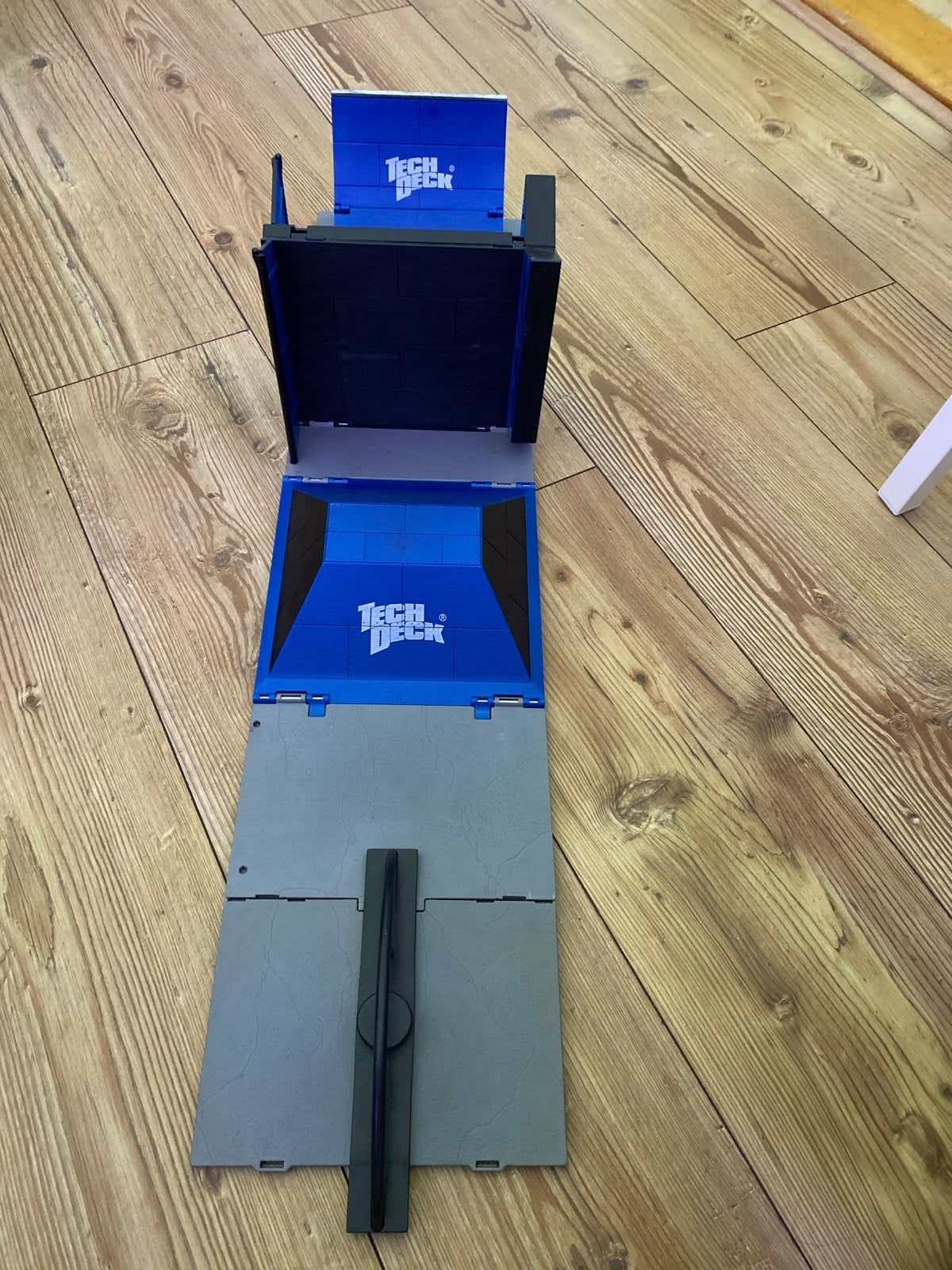 Tech Deck Skatepark Draagbare Koffer - Uitvouwbaar, Ophalen of Verzenden, Zo goed als nieuw, Jongen of Meisje