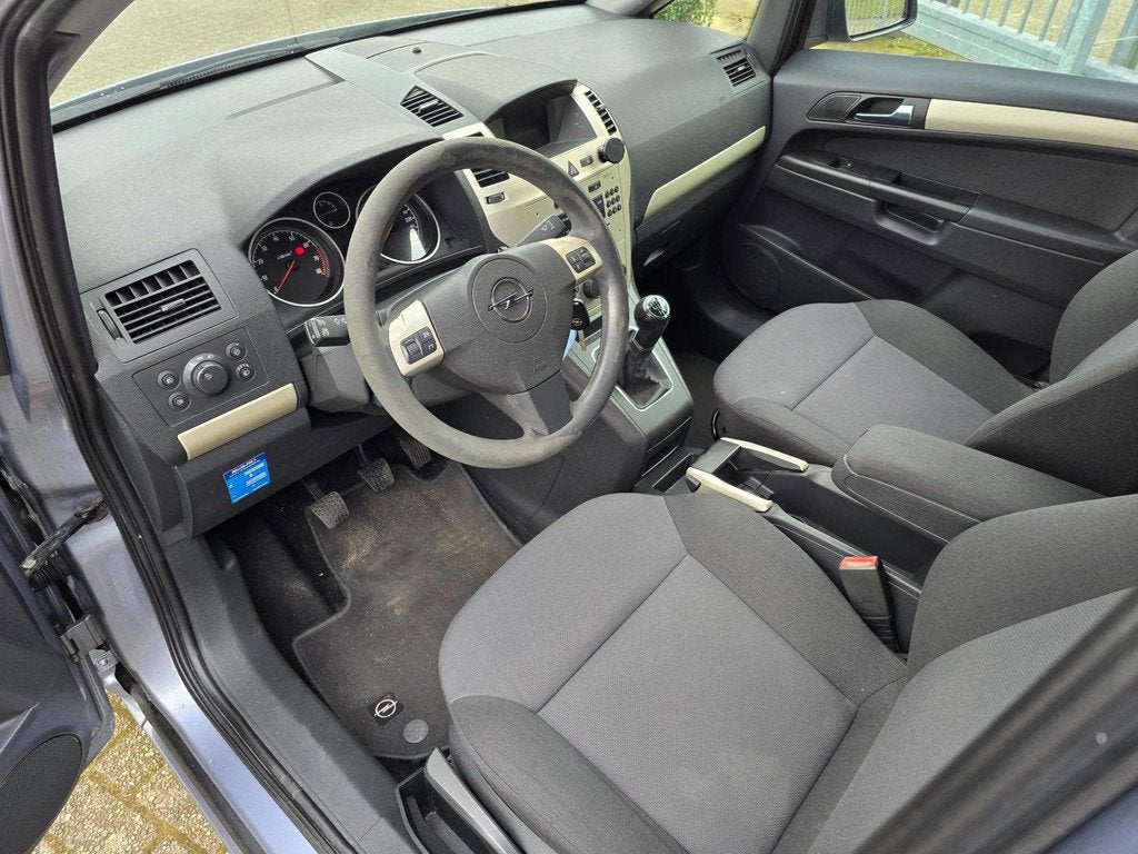Opel Zafira 2.2 Temptation 7-Persoons Airco NIEUWE APK., Auto's, Opel, Voorwielaandrijving, Gebruikt, 4 cilinders, 150 pk
