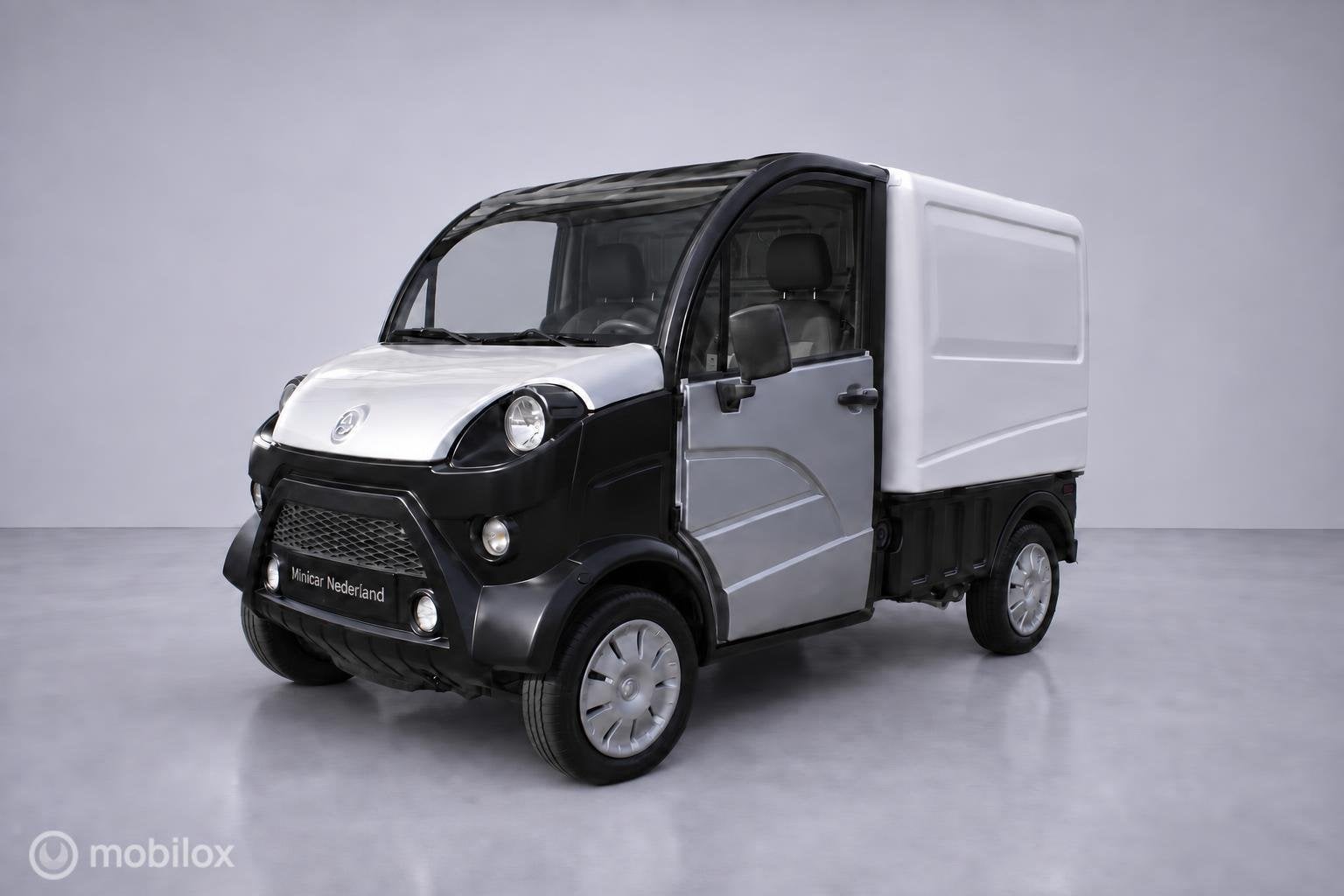 Aixam D-Truck Van 2023 9675km elektr. ramen 1 jaar garantie