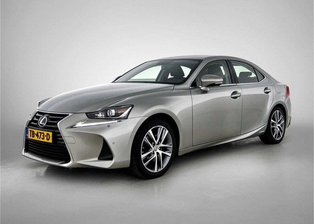 Lexus IS 300h Hybrid Business Line | Afneembare Trekhaak | P, Automaat, 12 maanden, Achterwielaandrijving, Gebruikt