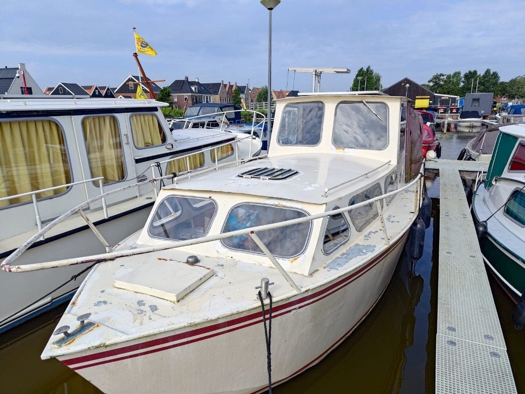 Gezellige kruiser met boegschroef en jonge Motorwaard motor, Gebruikt, Binnenboordmotor, Diesel, Kruiser
