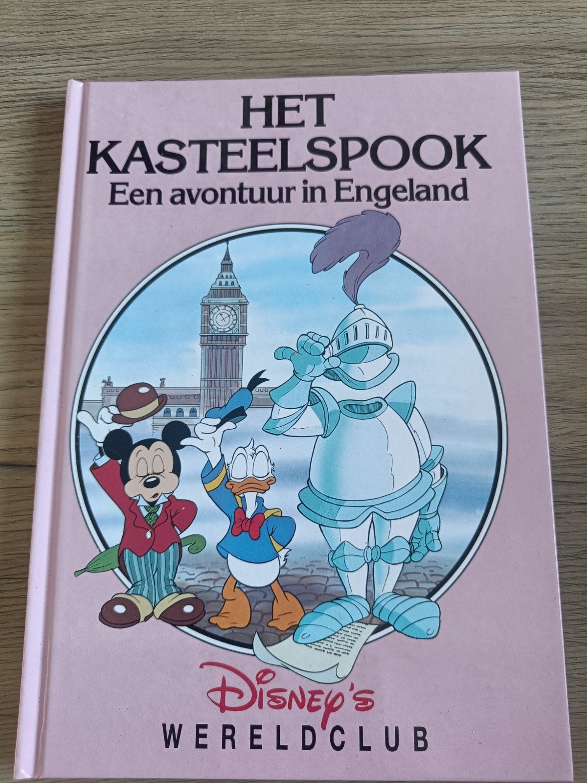 Disney's Wereldclub: Het Kasteelspook, Boeken, Ophalen of Verzenden, Gelezen, Walt Disney Company, Fictie algemeen