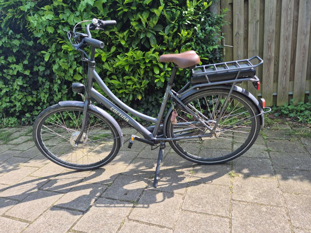 Cortina elektrische fiets - Zo goed als nieuw, 2200 km, Ophalen of Verzenden