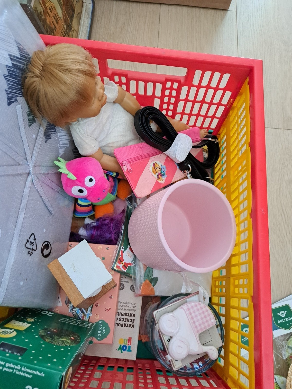 diverse spullen in krat, Ophalen of Verzenden, Babypop