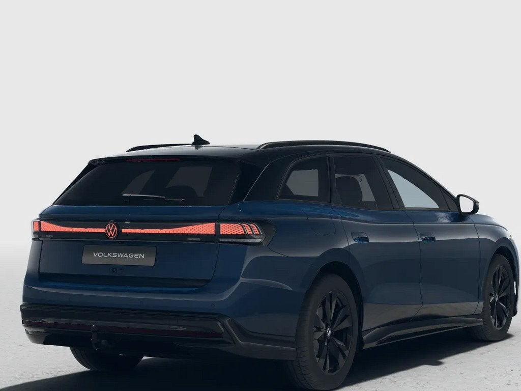 Volkswagen ID.7 Limited Edition Plus 86 kWh accu, 210 kW / 2, Auto's, Volkswagen, 681 km, Achterwielaandrijving, Zwart, Blauw