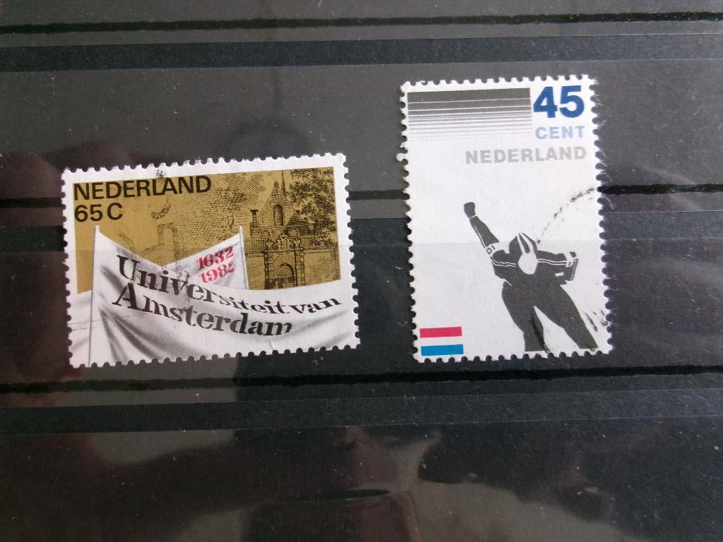 1982 - universiteit amsterdam en schaatser (288c), Postzegels en Munten, Postzegels | Nederland, Verzenden, Gestempeld