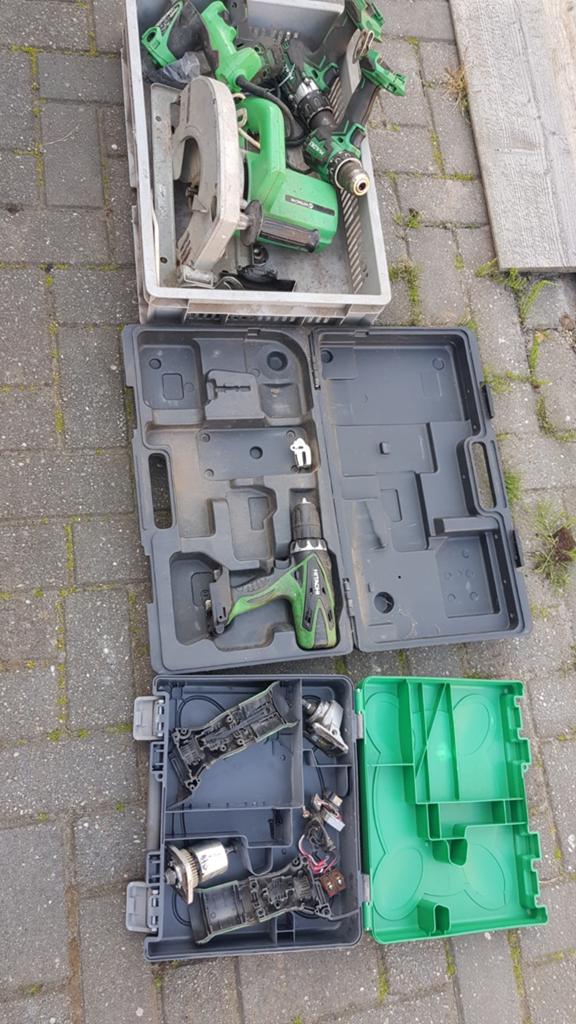 Hikoki onderdelen., Ophalen