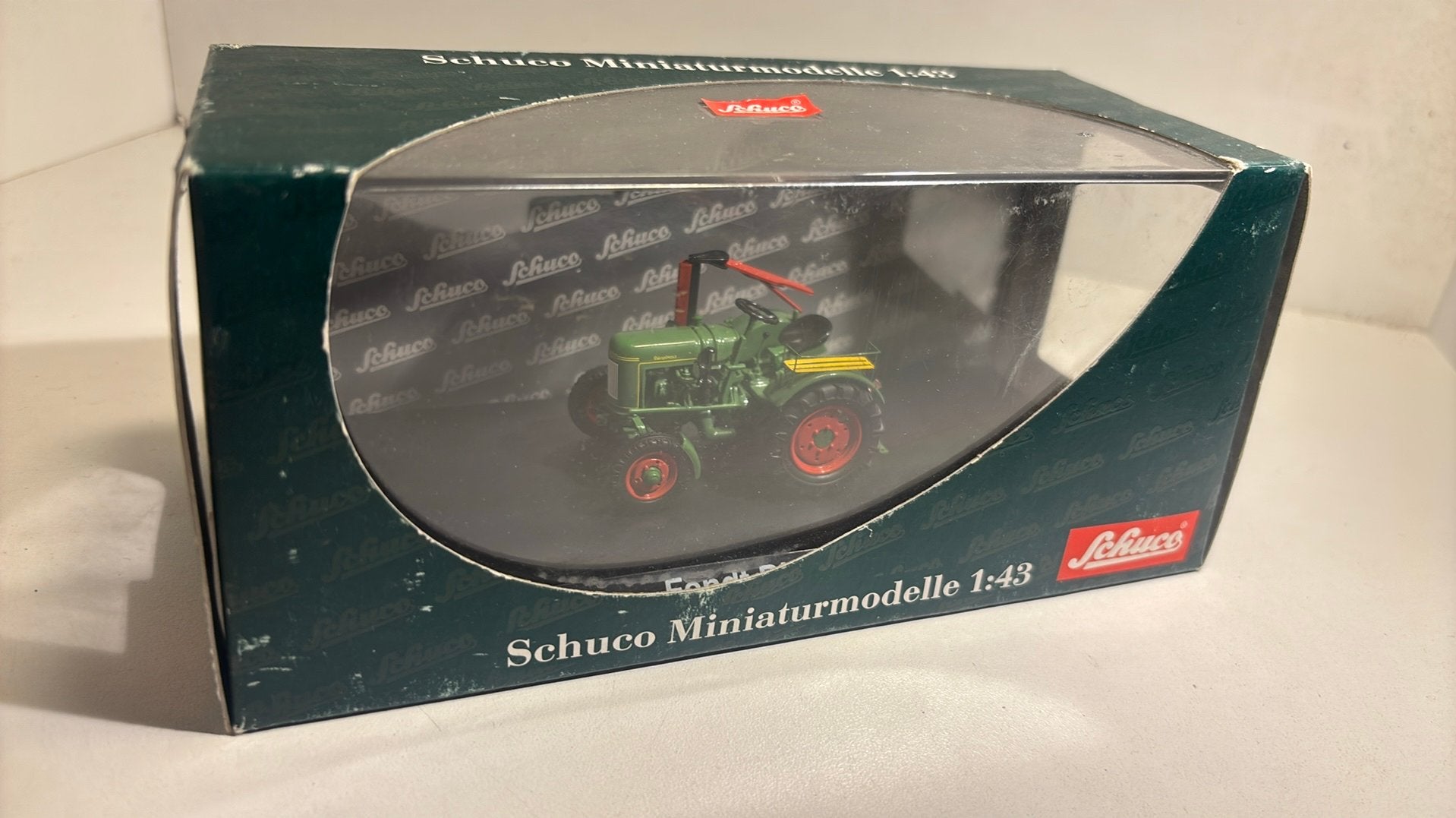 Fendt dieselross schuco 1.43
