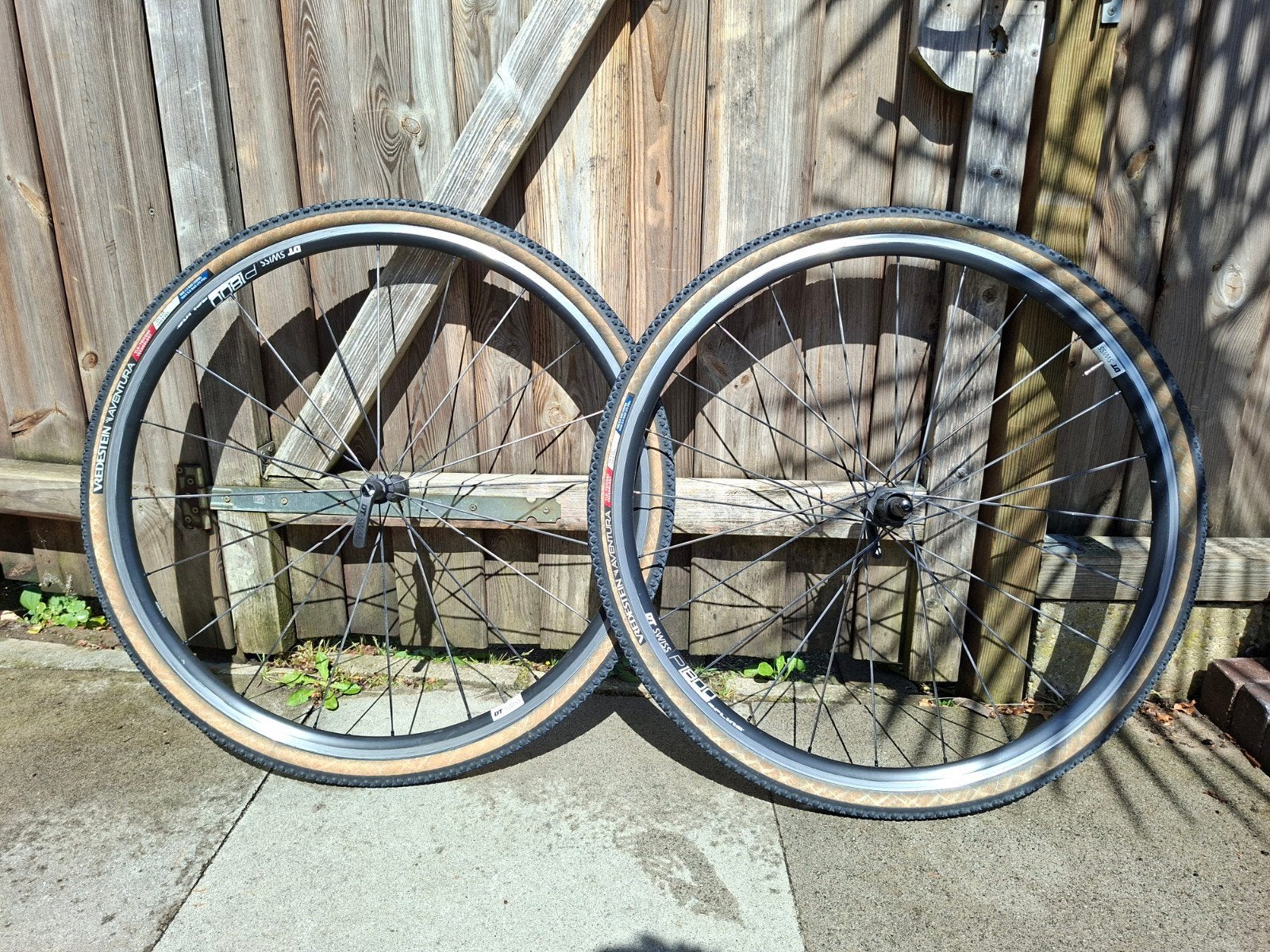 DT Swiss P1800 28 inch wielset met gravelbanden, Fietsen en Brommers, Gebruikt, DT Swiss, Aluminium, Racefiets