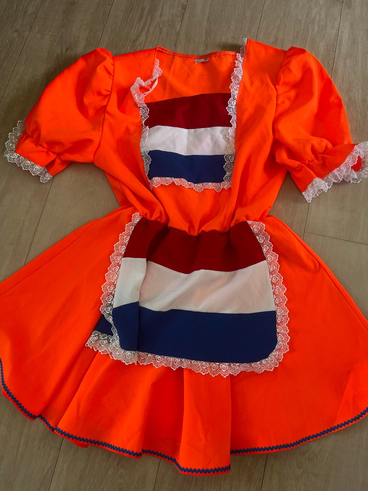 WK Oranje jurk l/xl/56 nu 15, Kleding | Dames, Carnavalskleding en Feestkleding, Maat 46/48 (XL) of groter, Zo goed als nieuw