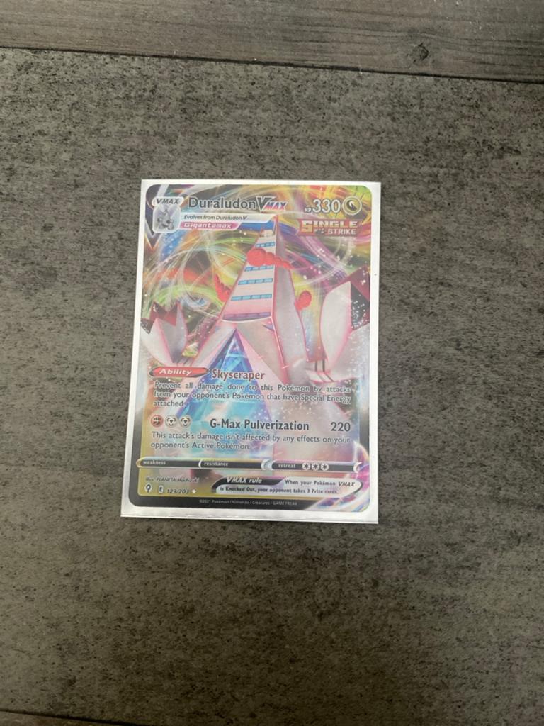 Pokémon TCG Duraludon VMAX 330 HP Single Strike, Verzenden, Zo goed als nieuw, Losse kaart