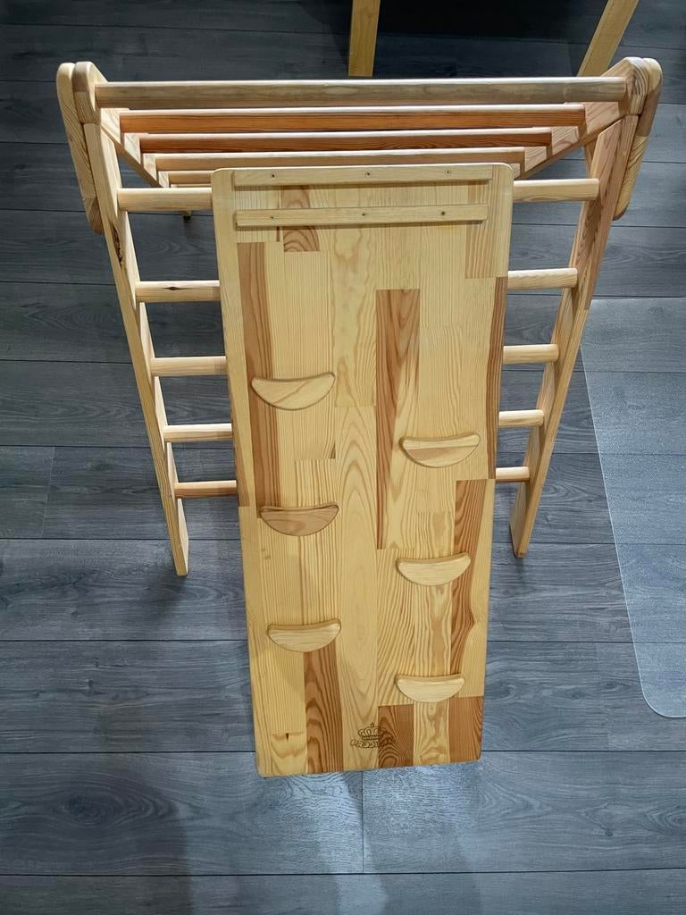 Pikler Klimdriehoek van hout, Ophalen, Zo goed als nieuw, Glijbaan