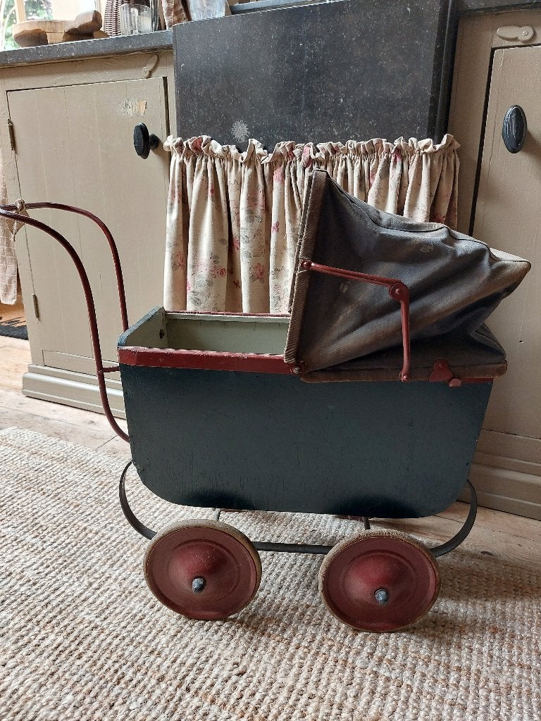 Brocante poppenwagen, Antiek en Kunst, Curiosa en Brocante, Ophalen