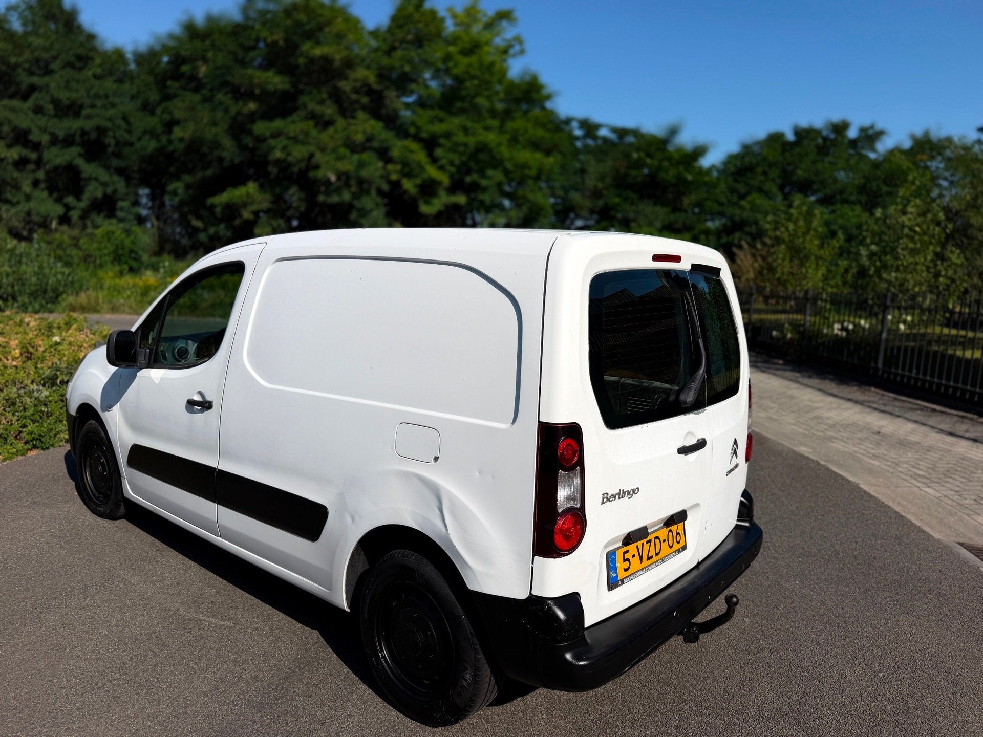 Citroen Berlingo 1.6 HDI 500 Comfort Economy Airco rijd en s, Auto's, Voorwielaandrijving, Euro 5, Stof, Gebruikt