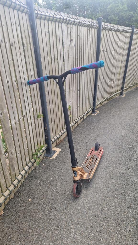 Madd gear stuntstep, Fietsen en Brommers, Steps, Ophalen, Gebruikt, Gewone step