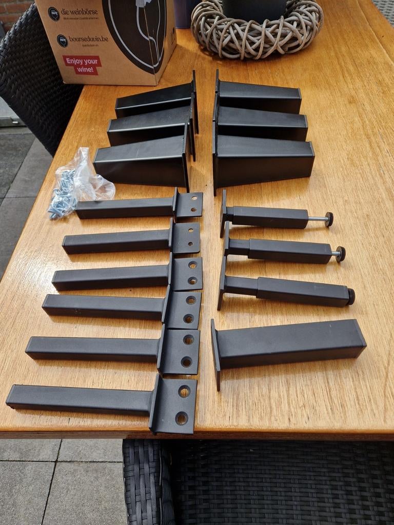 Zwarte metalen bankpoten voor tafel of bank, Ophalen, Tafelpoot, Minder dan 50 cm, Gebruikt