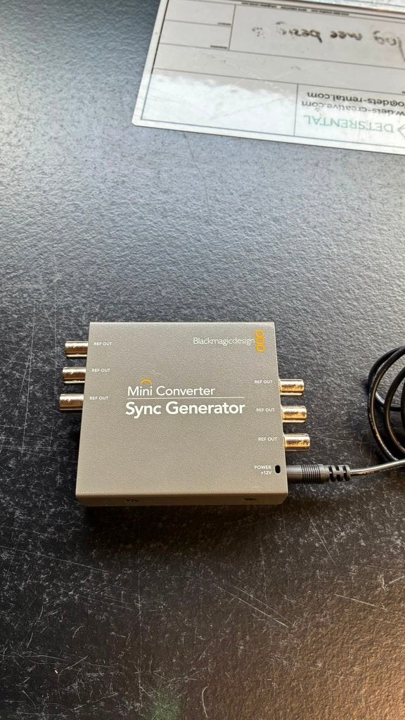 Blackmagic Mini Converter Sync Generator, Ophalen of Verzenden, Zo goed als nieuw