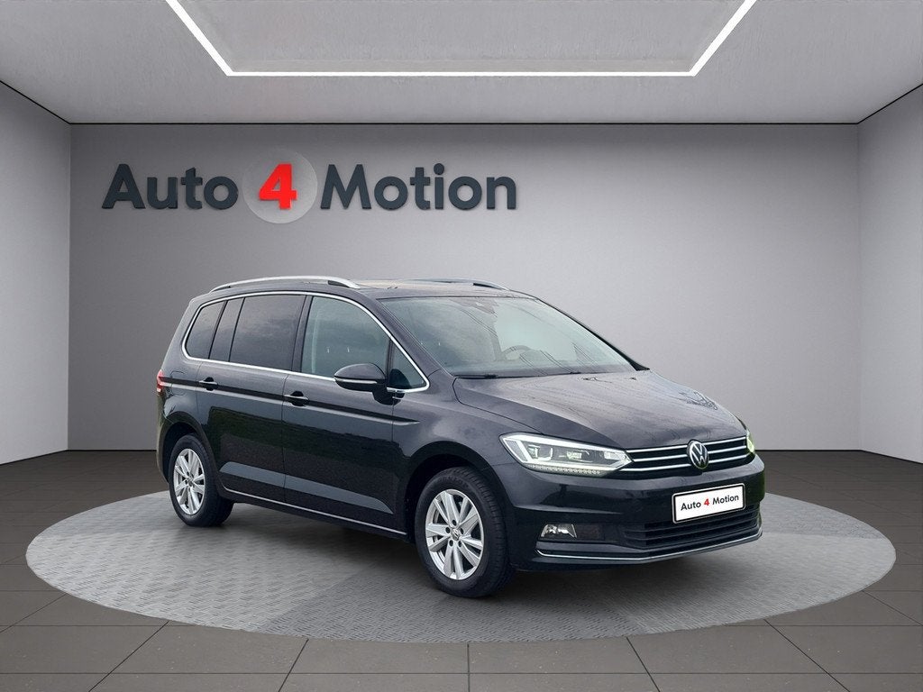 Volkswagen TOURAN 1.5TSI Highline 7p Met ECC I NAVIG I PANO, Euro 6, 4 cilinders, 150 pk, 7 stoelen