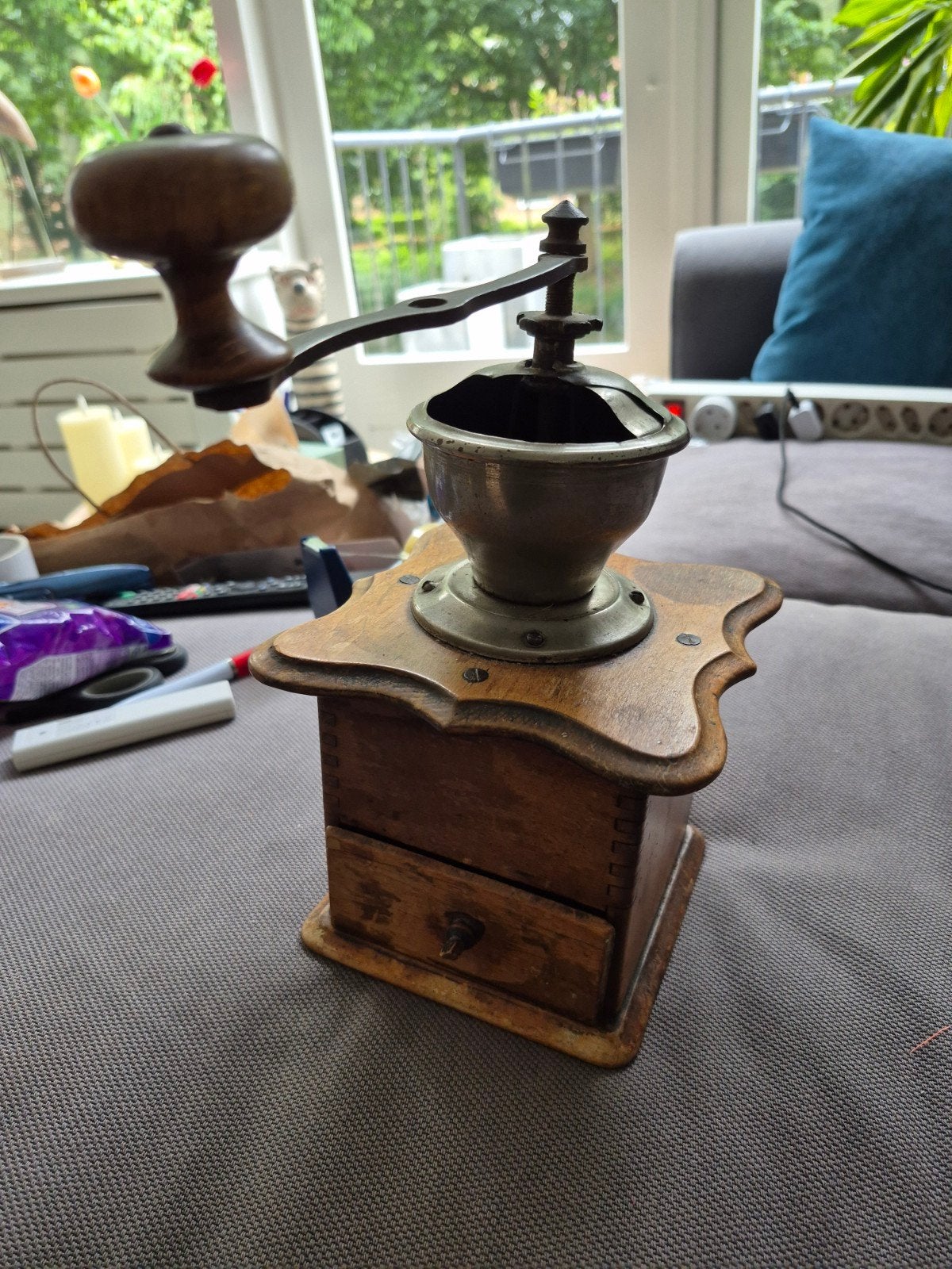 Antieke handmatige koffiemolen, Ophalen of Verzenden