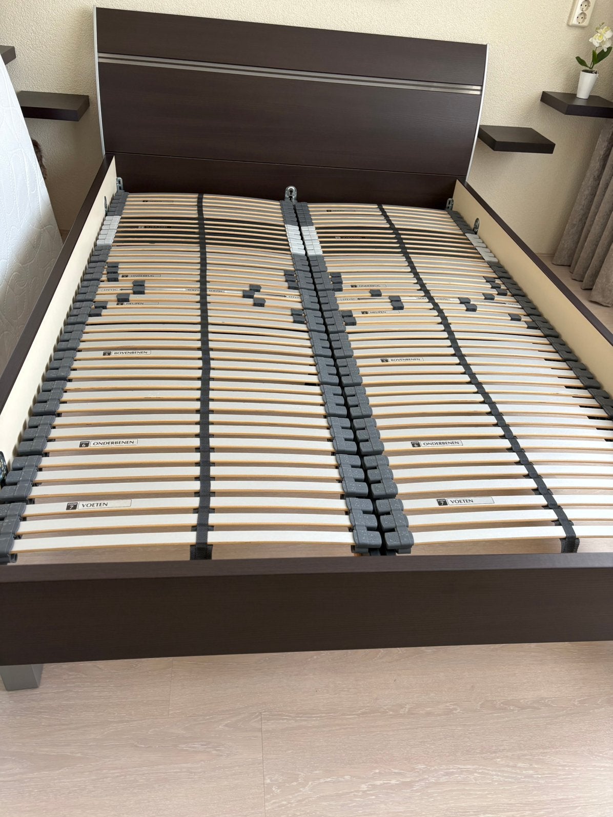 2persoons bed met lattenbodems, Ophalen, Overige materialen, Bruin, Tweepersoons