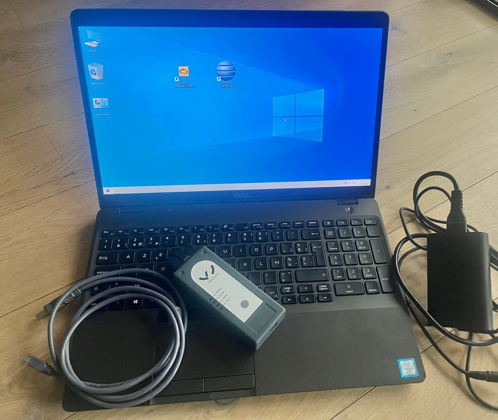 ODIS service , engineering , ETKA , full set !, Ophalen, Zo goed als nieuw