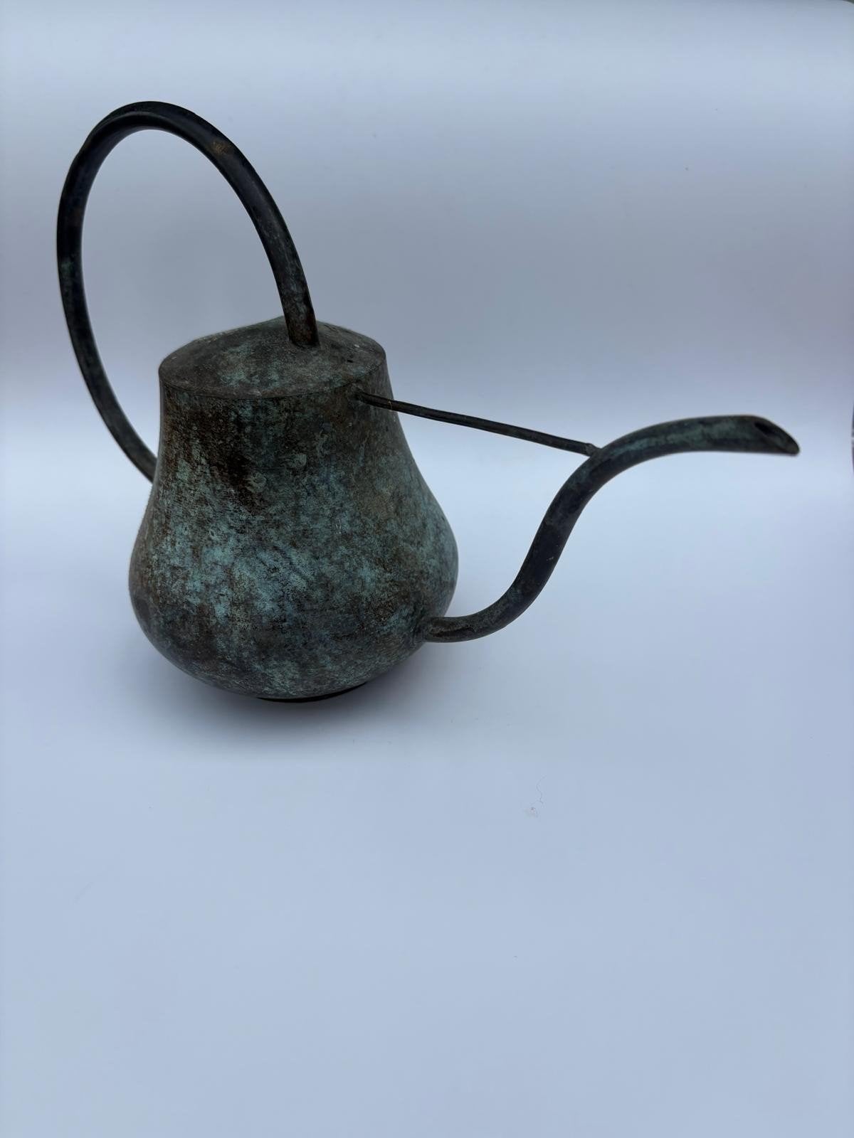 Antieke koperen gieter met patina, Ophalen of Verzenden, Gebruikt, Metaal