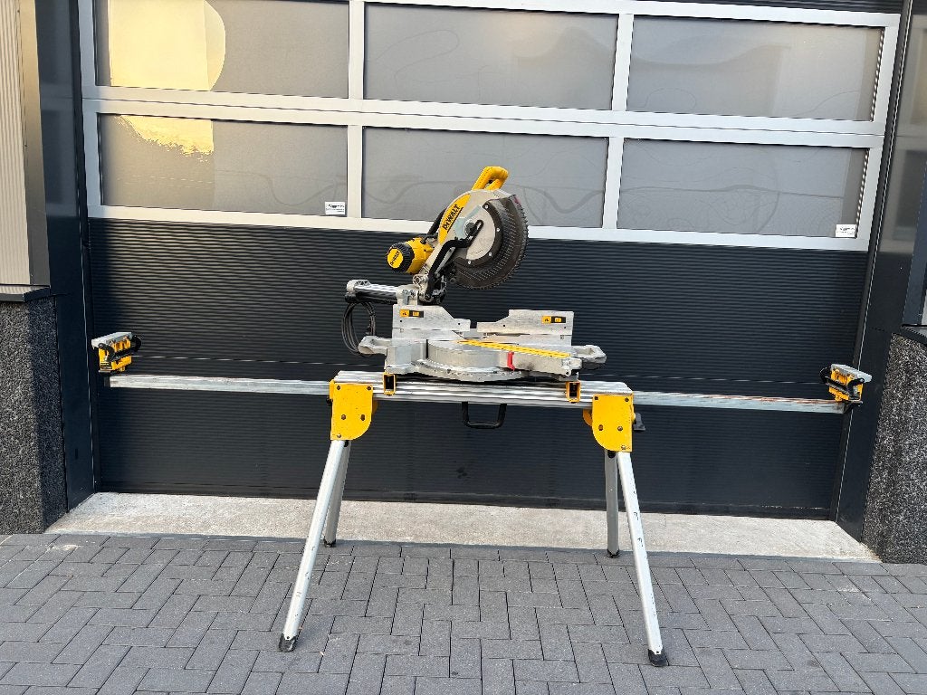 DeWalt DWS780 afkortzaag Incl DE7033 onderstel, Ophalen, De Walt, Gebruikt, DEWALT Nederland