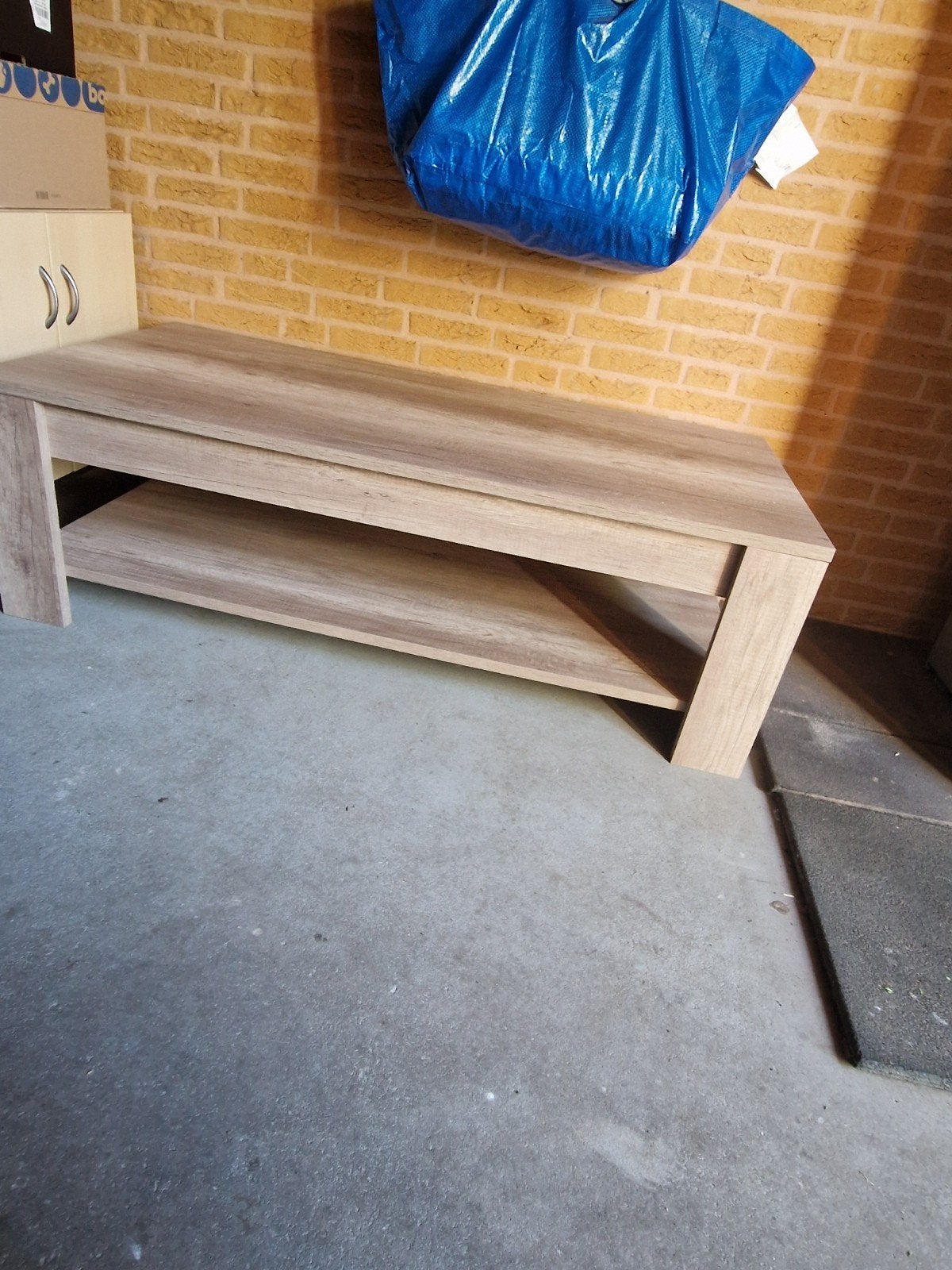 Salontafel, Ophalen