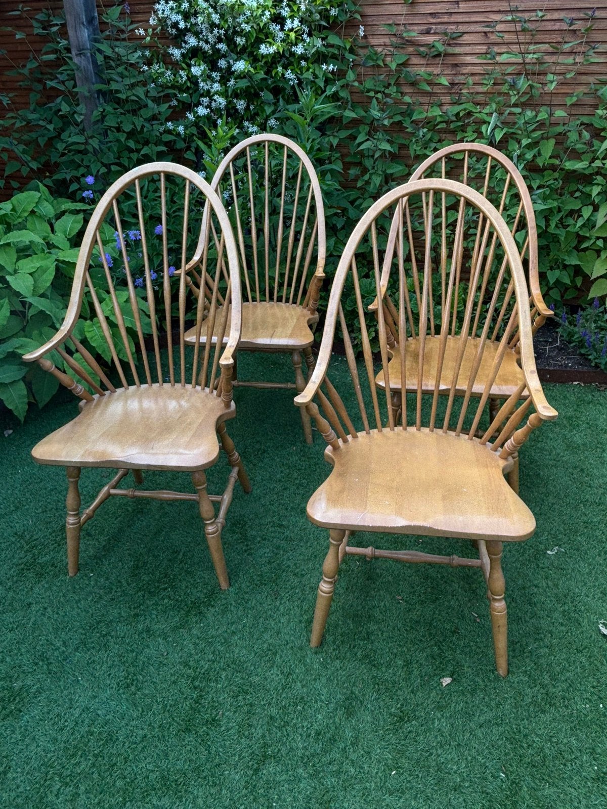 4 vintage houten Windsor eetkamerstoelen – set/spijlstoelen, Ophalen