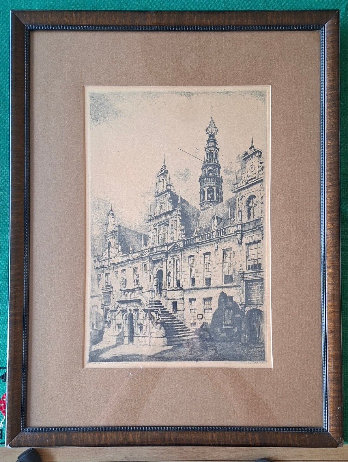 Ets van stadhuis Leiden, Ophalen, Ets, Achter glas