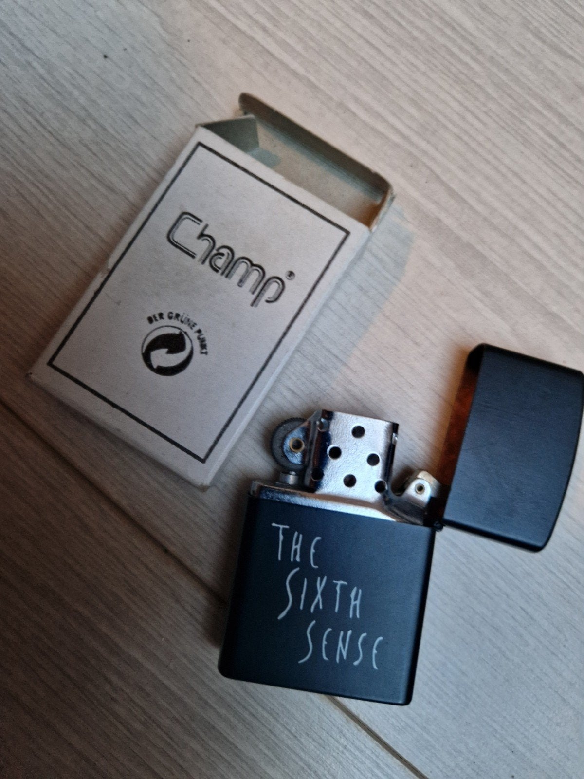 1999 zippo the sixth sense aansteker champ, Ophalen of Verzenden