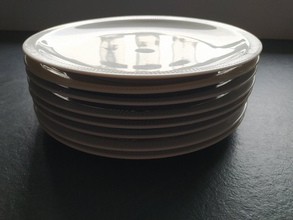 8 Arzberg Cannelee diner borden 24cm, Ophalen, Zo goed als nieuw, Porselein, Bord(en)