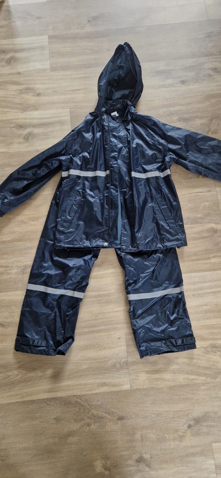 regenpak 134/140, Ophalen of Verzenden, Zo goed als nieuw, Regenpak, Kinderen